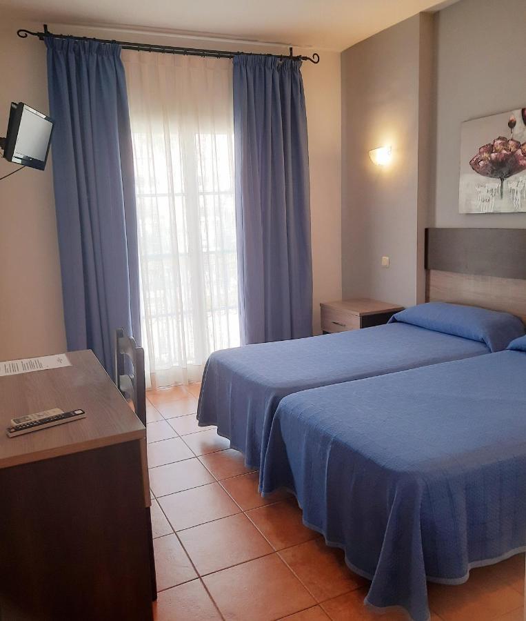 Hostal La Colonia 마르베야 외부 사진